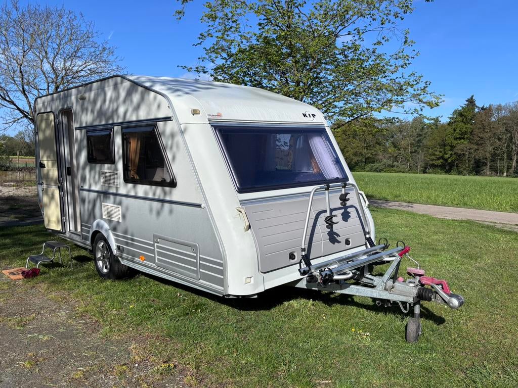 Wintervaste Kip Greyline 44G Special, Caravans en Kamperen, Caravans, tot en met 4, 1000 - 1250 kg, Treinzit, Kip, Omvormbare zithoek