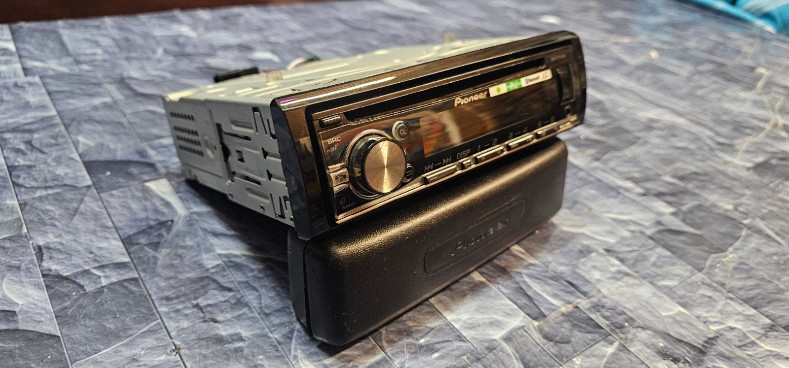 Pioneer auto radio mp3 Bleutooth usb aux. DEH-X5700BT, Auto diversen, Ophalen of Verzenden, Zo goed als nieuw