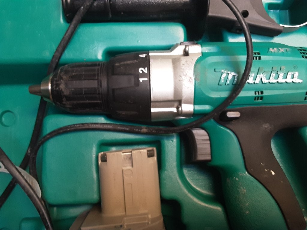 makita schroefmachine, Doe-het-zelf en Verbouw, Ophalen of Verzenden, Minder dan 400 watt, Boor- en Schroefmachine