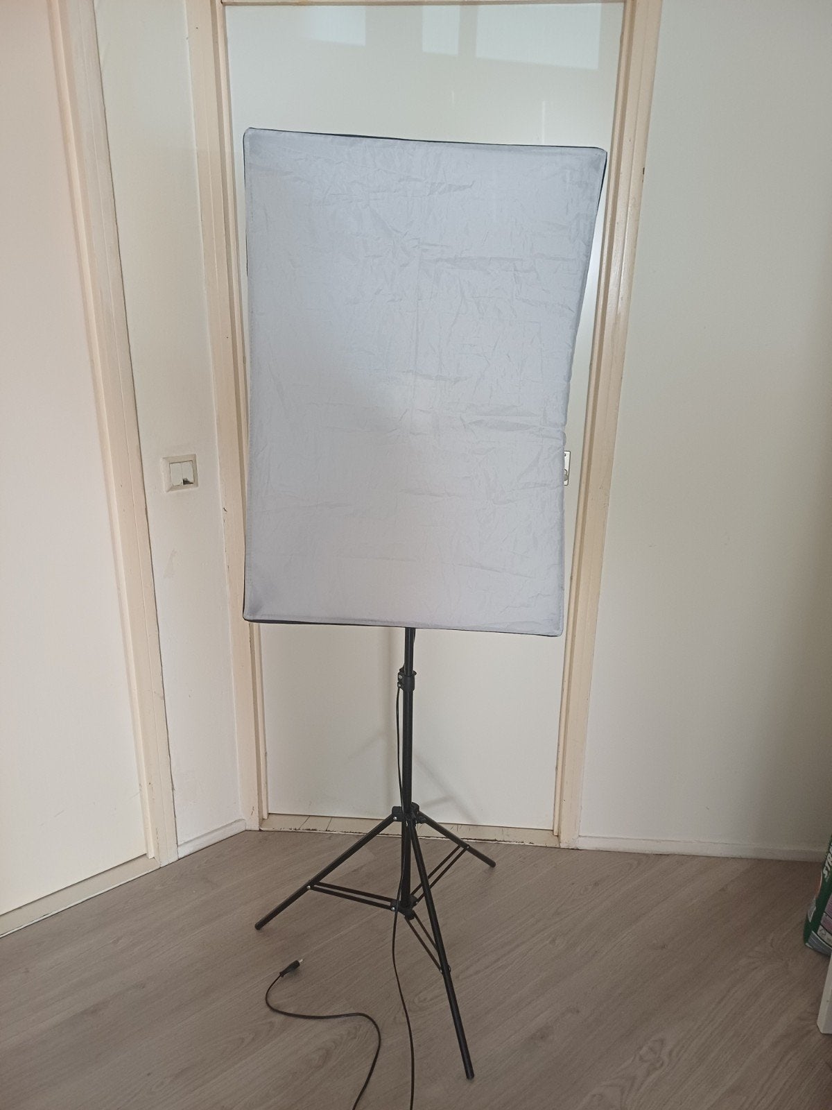 Softbox met statief en lamp voor fotografie, Ophalen of Verzenden, Zo goed als nieuw, Lamp of Flitsset
