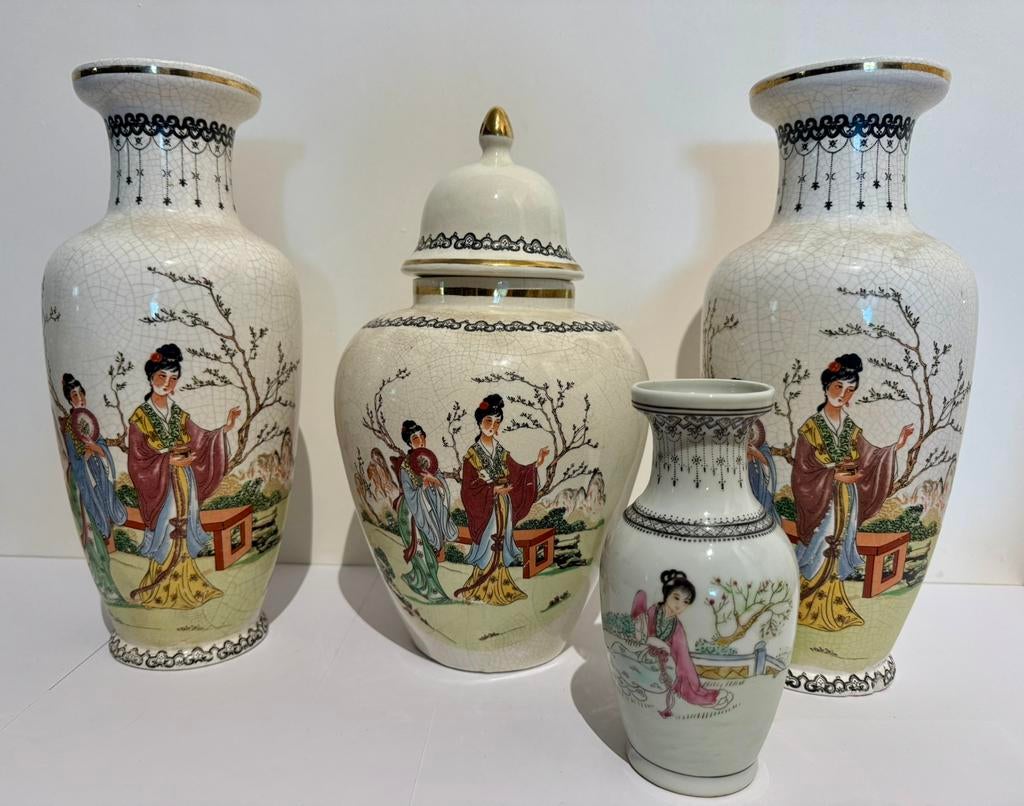 Chinees porseleinen kaststel 3 delig, Antiek en Kunst, Ophalen of Verzenden