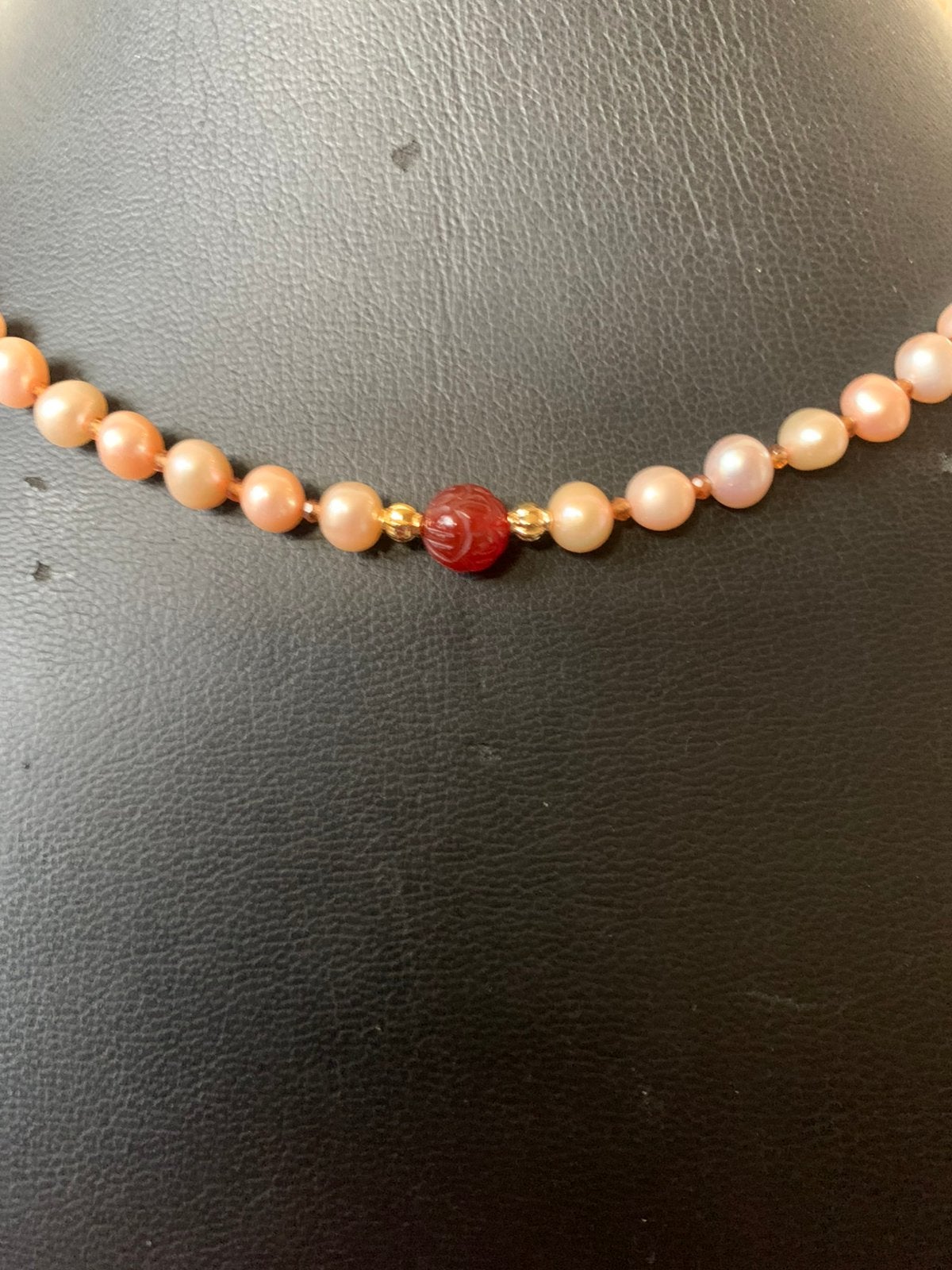 Parel zoetwater carneool granaat beschermt vreugde uniek, Sieraden, Tassen en Uiterlijk, Kettingen, Ophalen of Verzenden, Nieuw