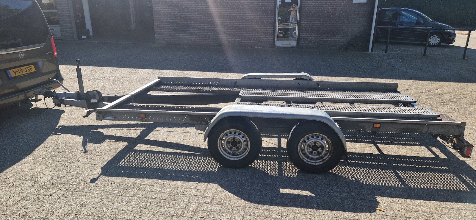 Eduard Autoambulance, 1e eig! Max. gew. 2700 kg incl. Slot, Ophalen of Verzenden