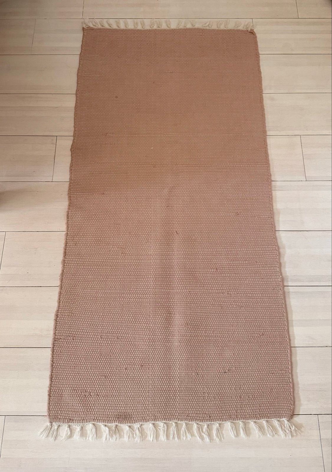 Oud roze vloerkleed van H&M home, Huis en Inrichting, Ophalen, Minder dan 50 cm, Gebruikt, 100 tot 150 cm
