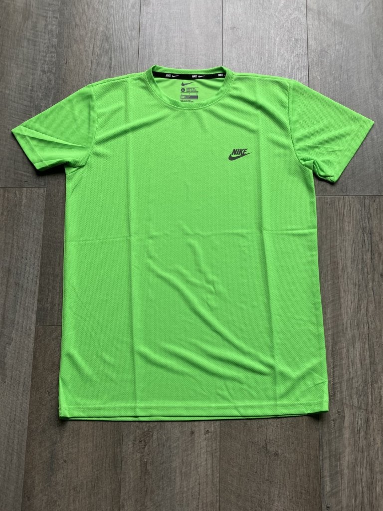 Licht groen fluoriserend T-shirt DRI-FIT maat L: NIEUW, Overige merken, Nieuw, Ophalen of Verzenden, Kleding