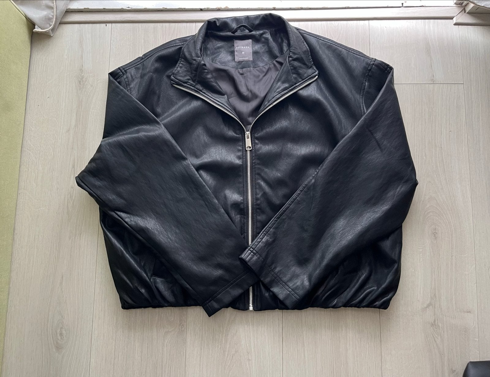 Primark Zwart Leren Jasje Maat M, Kleding | Dames, Ophalen of Verzenden, Zo goed als nieuw, Maat 38/40 (M), Zwart