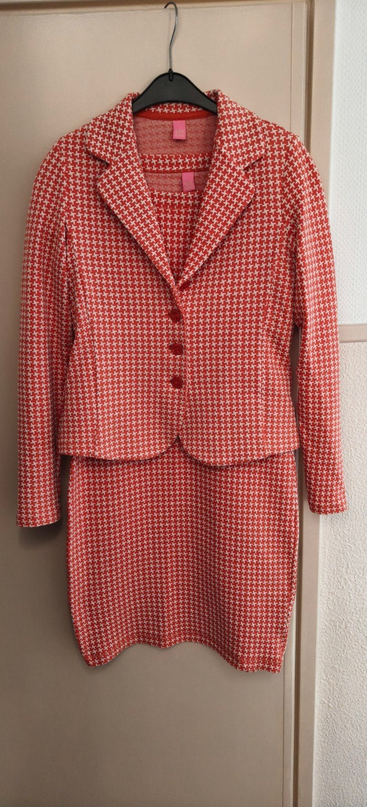 Kyra jurkje met blazer - Mooie kwaliteit met stretch, Kostuum of Pak, Overige kleuren, Maat 42/44 (L), Ophalen of Verzenden