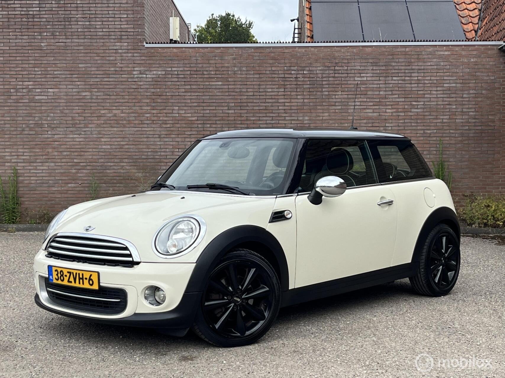 Mini1.6 Cooper Westminster/ Pano/ Cruise/ Handel/Export, Euro 5, Gebruikt, 4 cilinders, 1095 kg