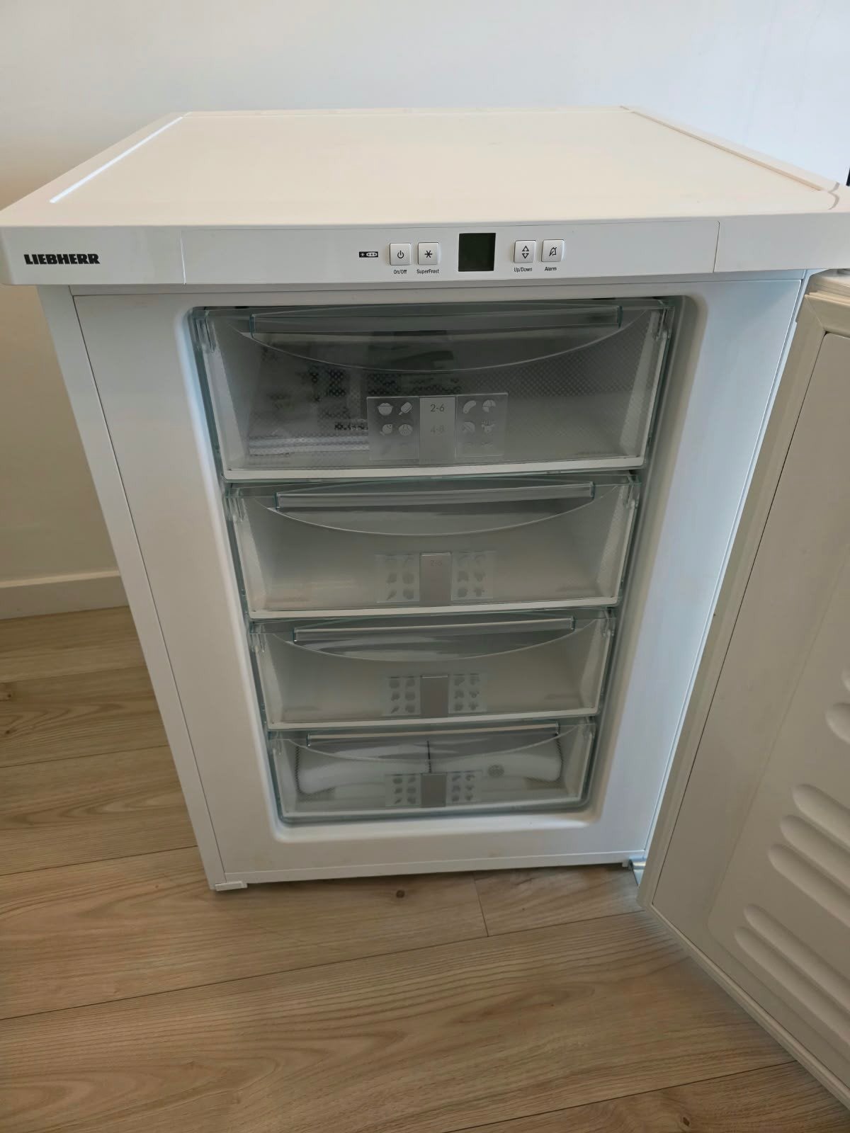 tafelmodel vriezer A++, Ophalen, Zo goed als nieuw, Minder dan 60 cm, 85 tot 120 cm