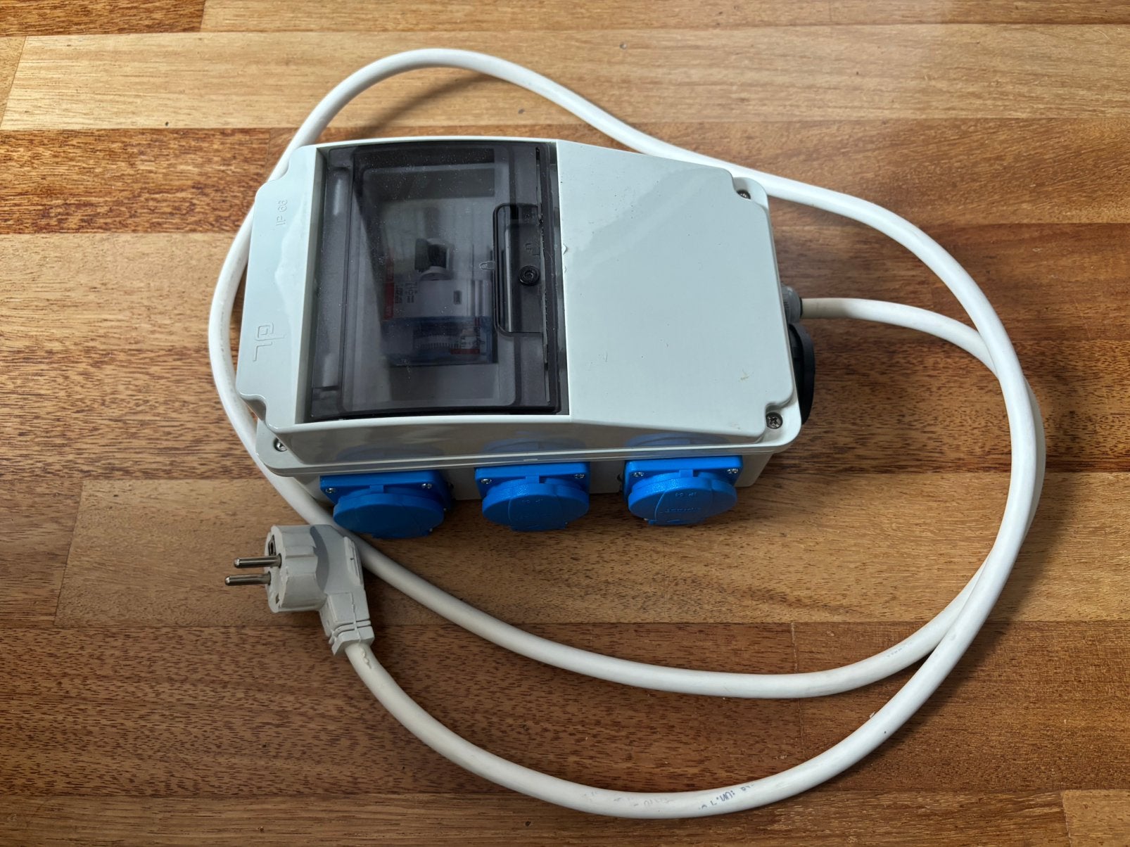 Schakelkast met tijdschakelaar–6 stopcontacten/ ABB/ Legrand, Ophalen of Verzenden, Gebruikt