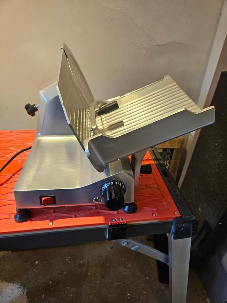 Professionele Snijmachine voor Kaas en Vlees - ABM Milano, Ophalen