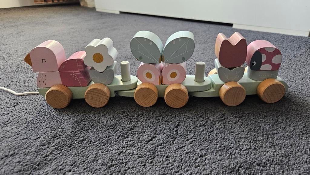 Little Dutch blokkentrein bloemen en vlinders met trekhaak, Kinderen en Baby's, Speelgoed | Houten speelgoed, Ophalen of Verzenden