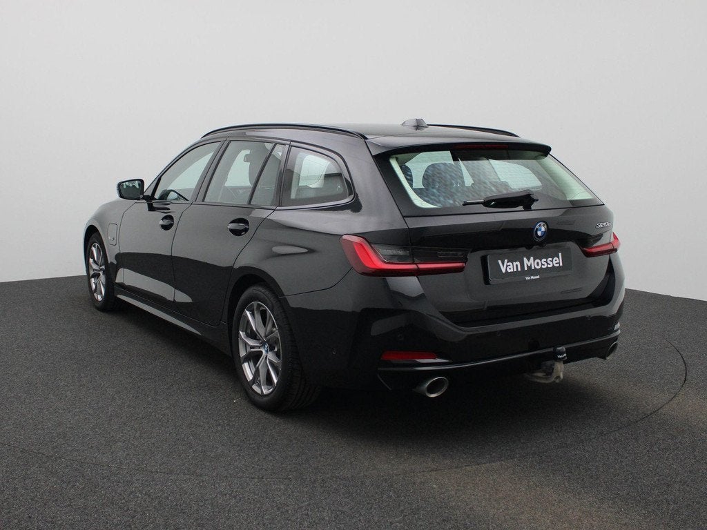 BMW 3-serie Touring 320e | ACHTERUITRIJCAMERA | APPLE CARPLA, Auto's, Gebruikt, 4 cilinders, Zwart, Plug-in hybride