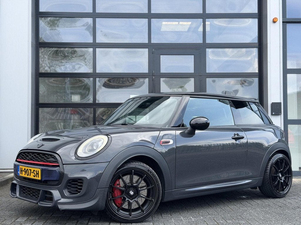 Mini Mini 2.0 John Cooper Works 231PK+ JCW / H&K / LED / LU, Voorwielaandrijving, 1998 cc, Gebruikt, Euro 6