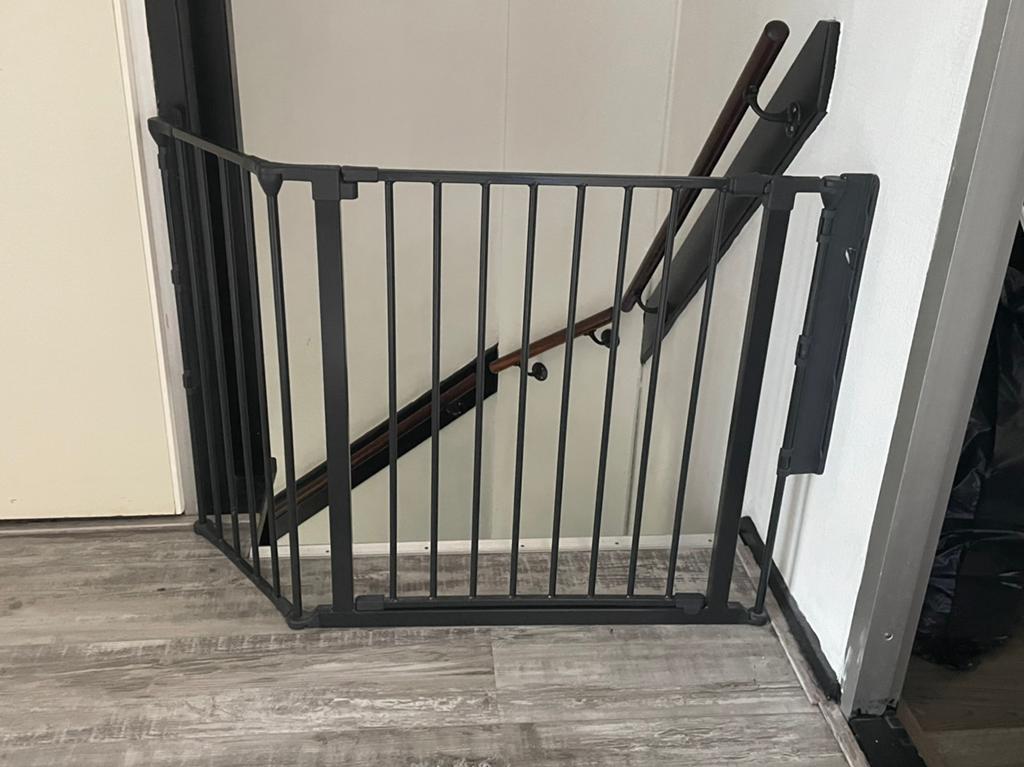 BabyDan Flex V 92-125 cm, Kinderen en Baby's, Traphekjes, Ophalen, Zo goed als nieuw, Metaal of IJzer, 115 cm of meer