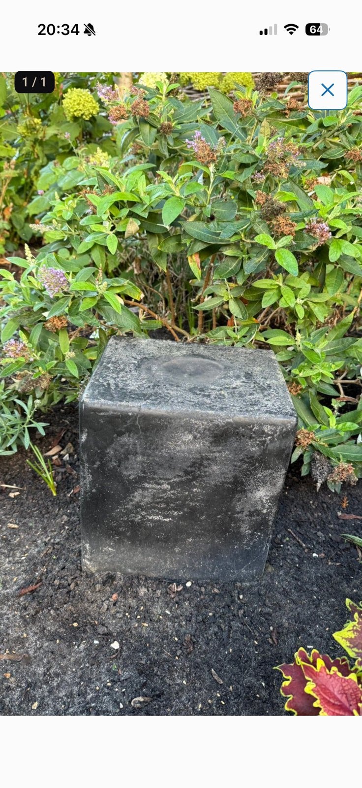 Gratis: Vierkante sokkel om tuinbeeld op te plaatsen, Tuin en Terras, Ophalen, Gebruikt