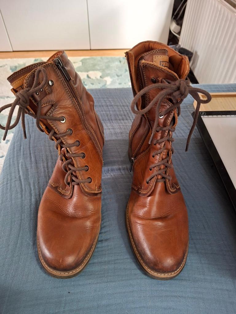Pikolinos leren veterlaarzen - Maat 41, Bruin, Lage of Enkellaarzen, Ophalen of Verzenden, Gedragen