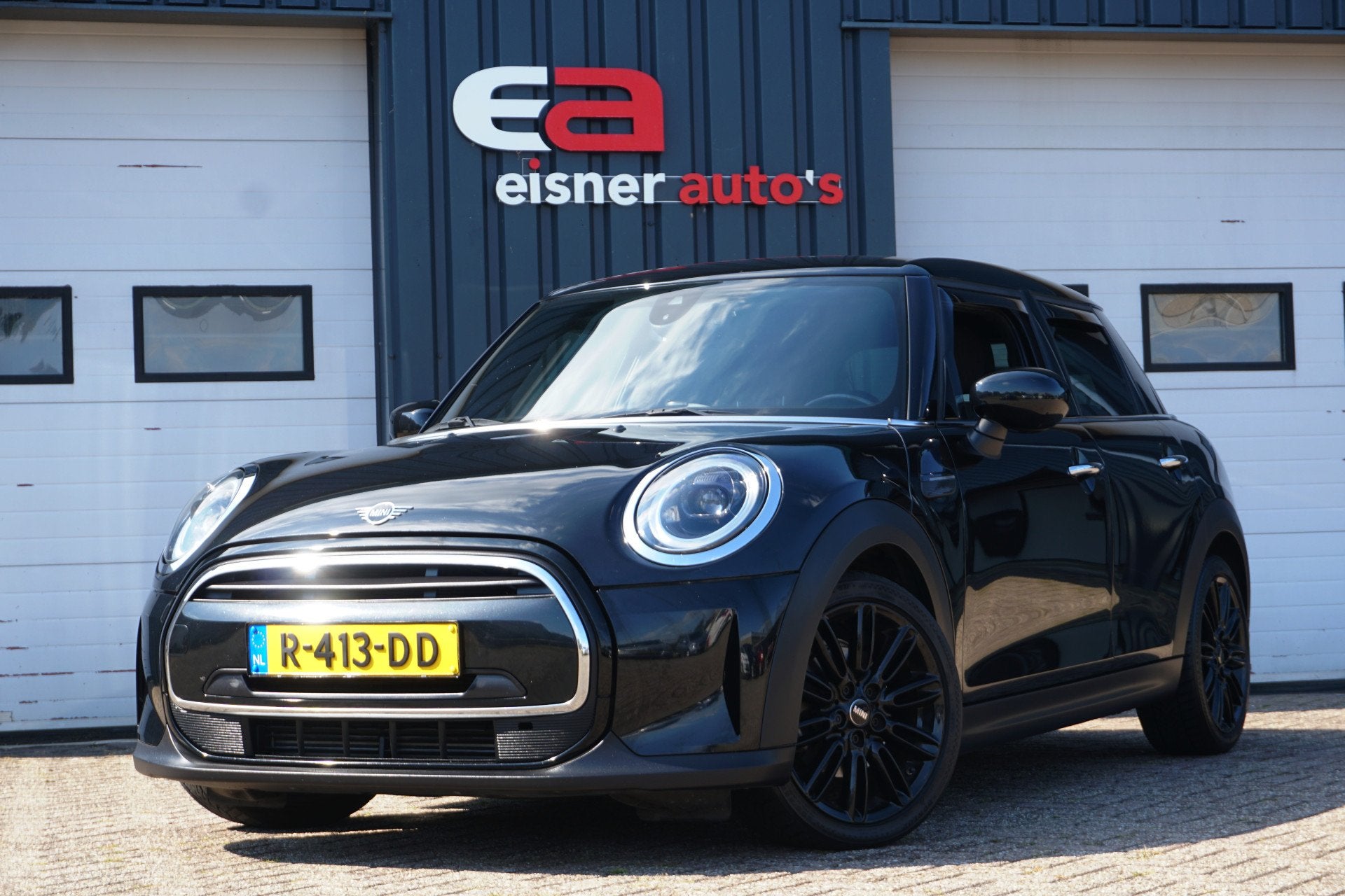 MINI 5-deurs 1.5 Cooper Automaat | FULL LED | HEADUP DISP. |, Auto's, Dealer onderhouden, 136 pk, Gebruikt, Met garantie (alle)
