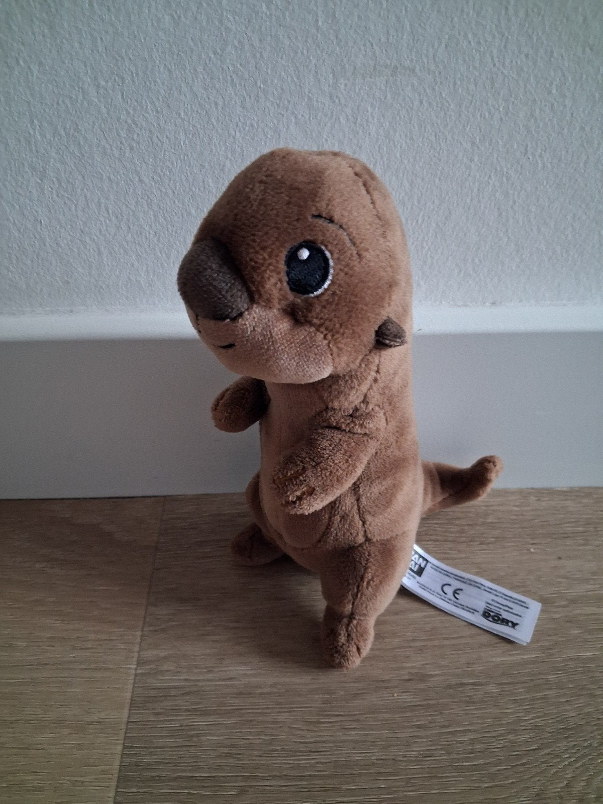 Knuffel baby otter Finding Dory bruin 16 cm L302, Ophalen of Verzenden