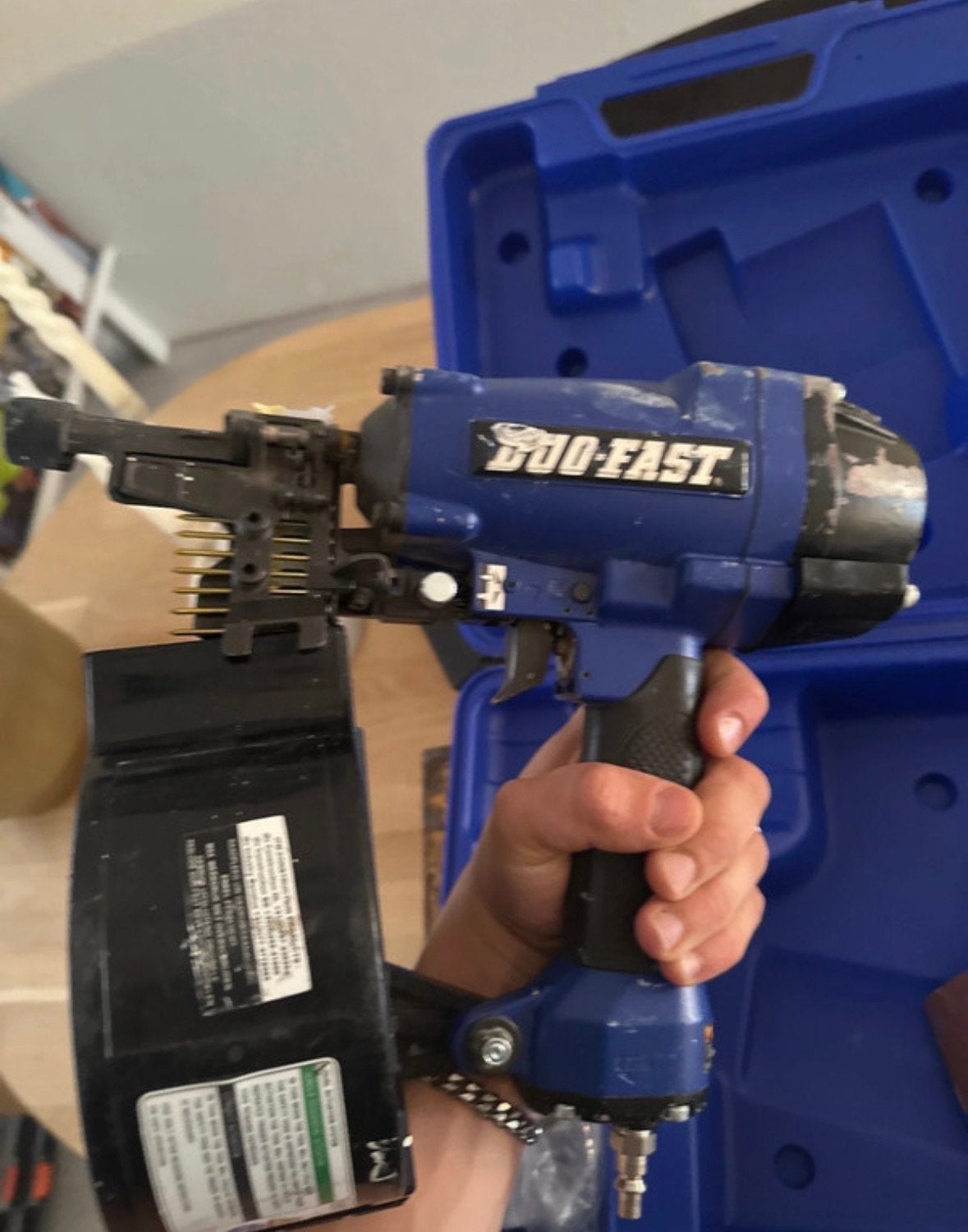 Duo-Fast tacker met koffer en nagels, Doe-het-zelf en Verbouw, Gereedschap | Handgereedschap, Ophalen of Verzenden, Gebruikt, Tacker/nietmachine