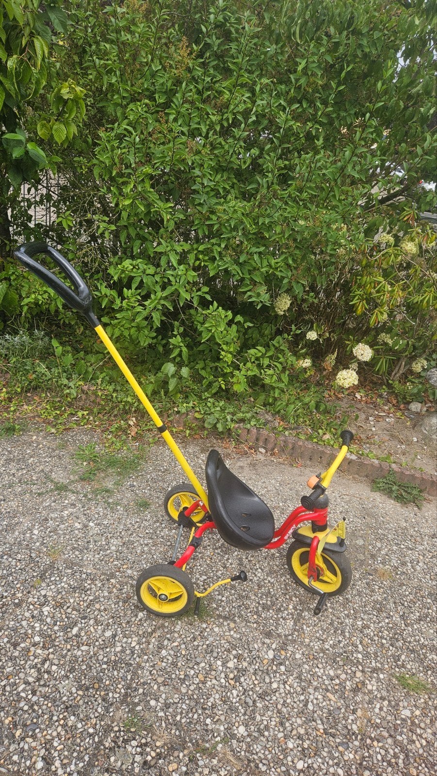 Puky driewieler met duwstang - Rood/Geel, Kinderen en Baby's, Speelgoed | Buiten | Voertuigen en Loopfietsen, Ophalen, Gebruikt