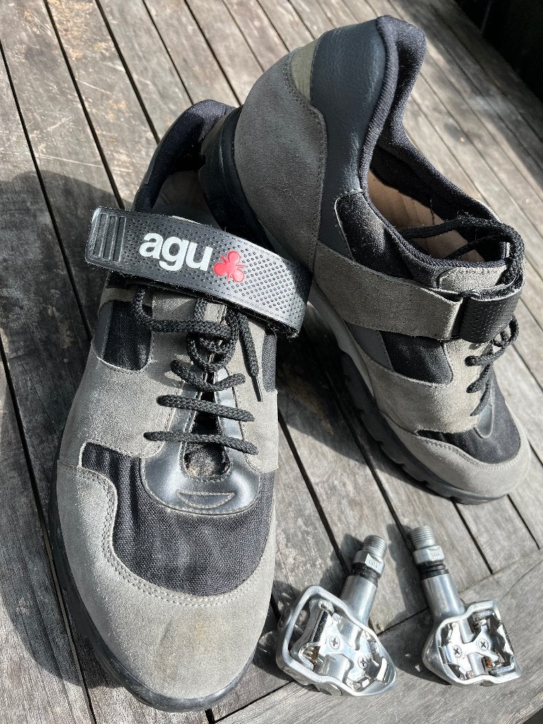 Agu wielrenschoenen  met klikpendalen ZGAN maat 45-46, Ophalen of Verzenden, Zo goed als nieuw, Schoenen