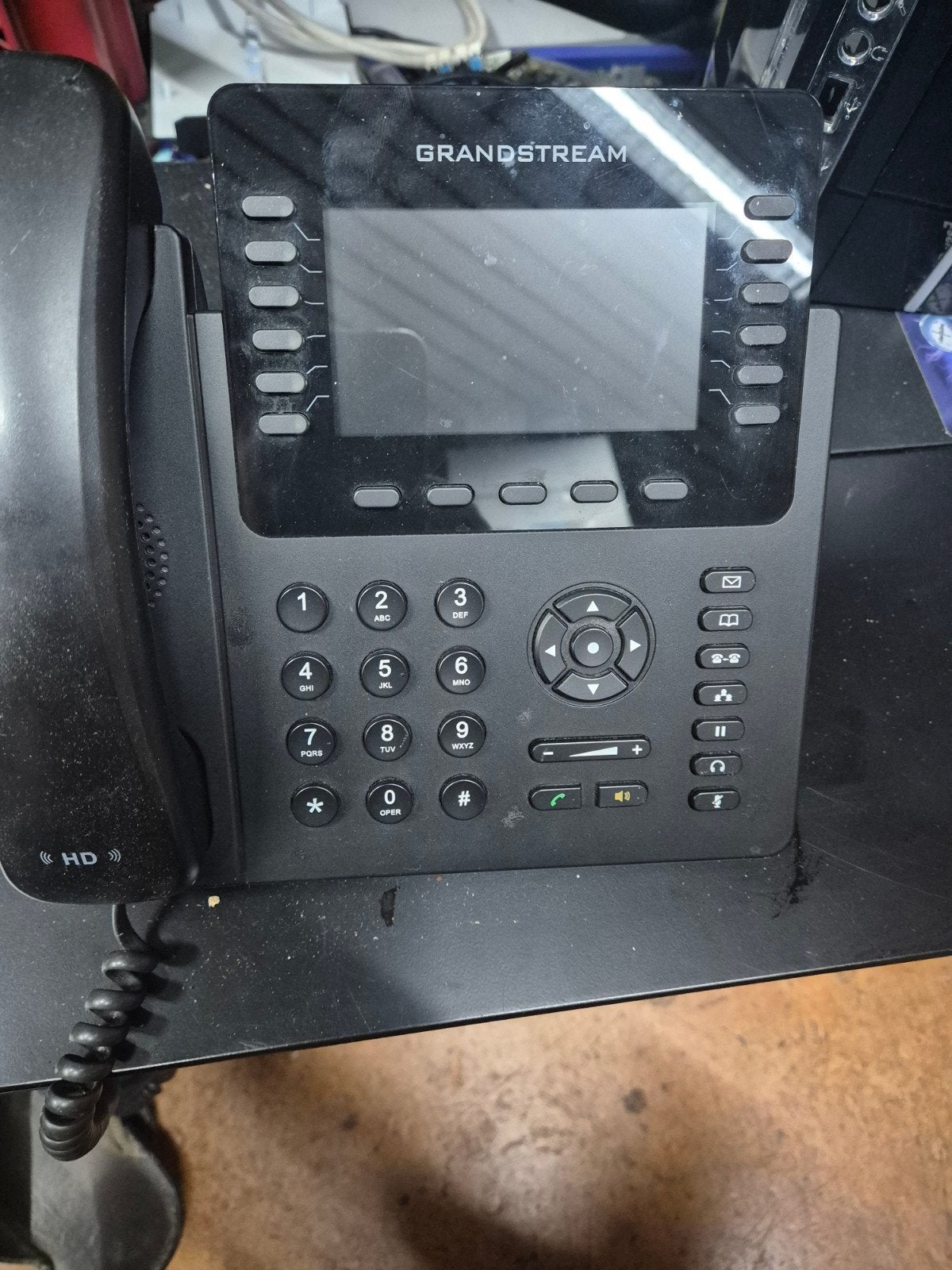 Grandstream GXP2170 IP-telefoon - Zo goed als nieuw, Ophalen of Verzenden, Zo goed als nieuw