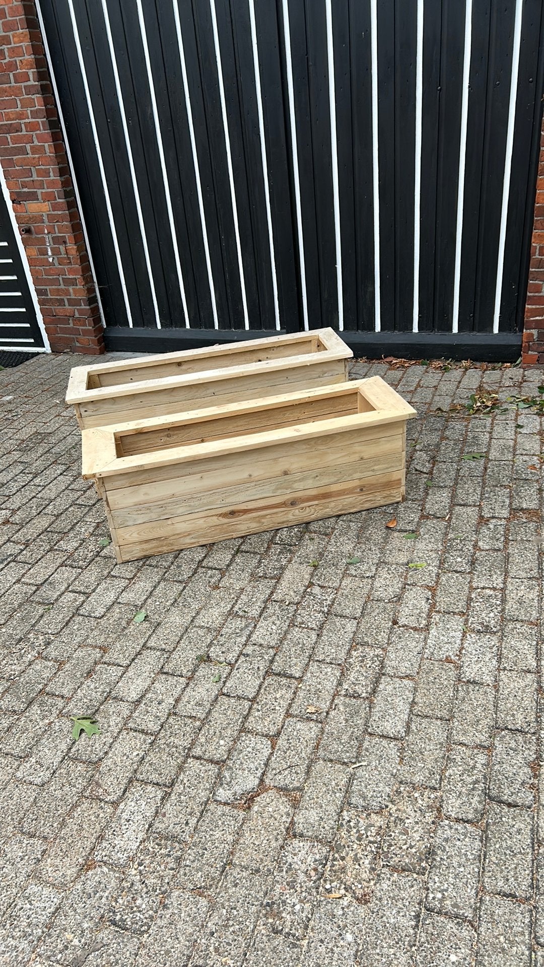 2 ongelijke bloembakken laatste set 50€, Tuin en Terras, Bloembakken en Plantenbakken, Ophalen, Nieuw, Hout, Balkon