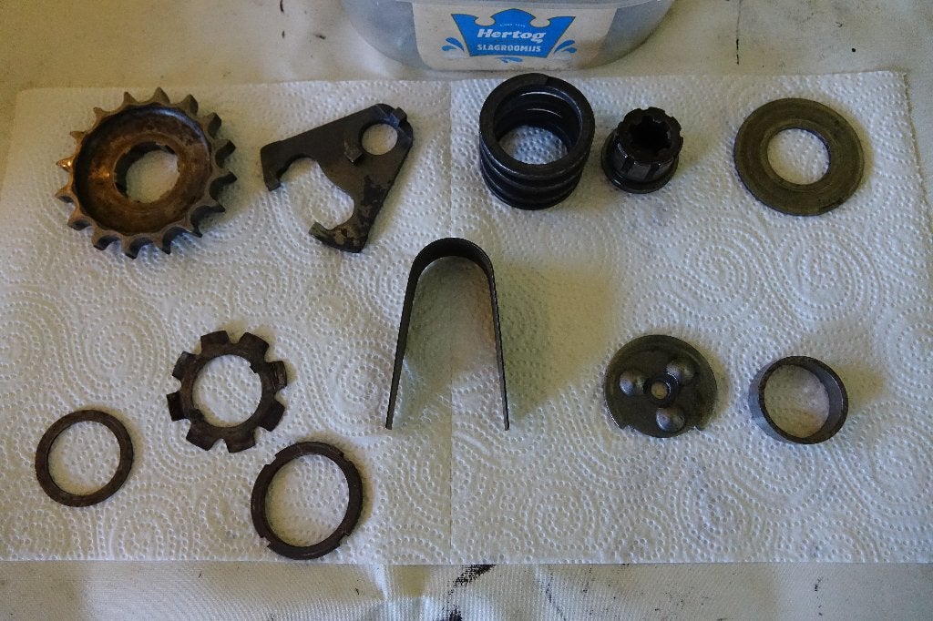 Matchless G3LS losse onderdelen B52 versnellingsbak, Ophalen