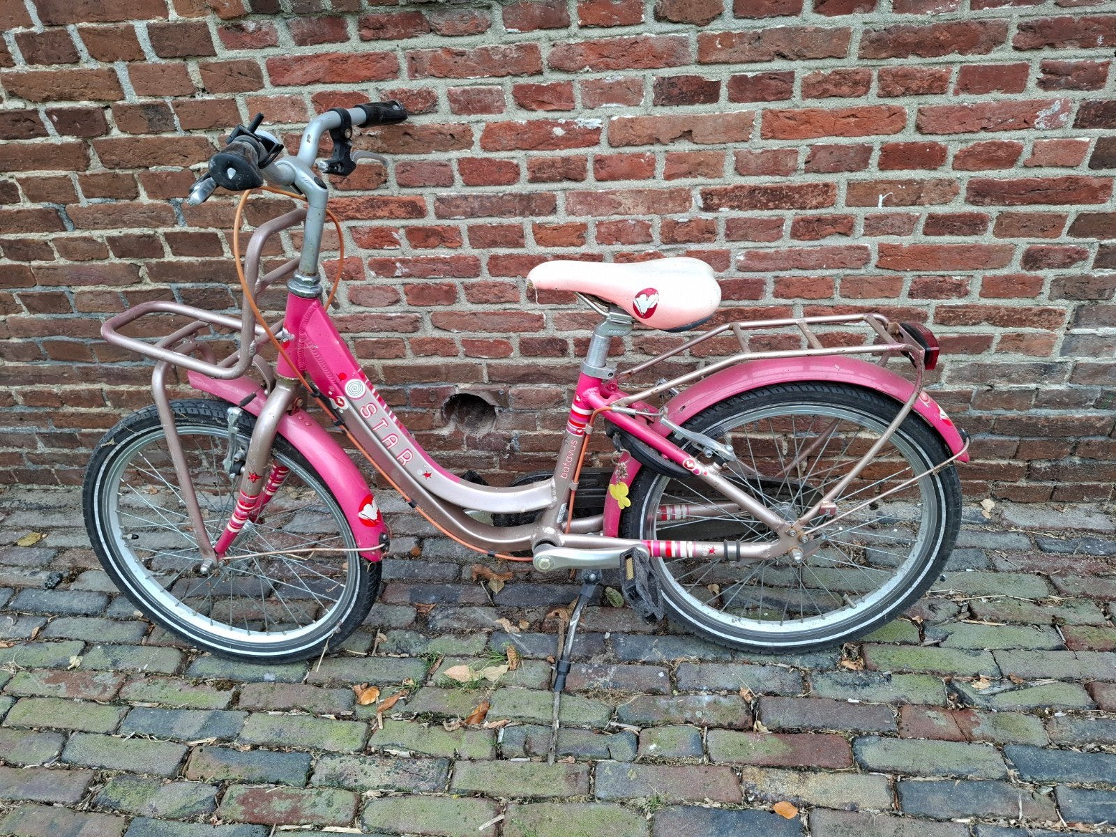 batavus star roze meisjesfiets 24 inch met voordrager, Fietsen en Brommers, Ophalen, Velgrem, Handrem, Star