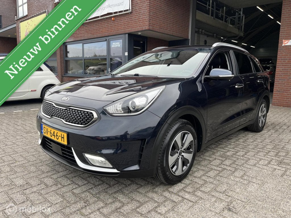 Kia Niro 1.6 GDi Hybrid DynamicLine LEDER*NAVI*TREKHAAK*ACC*, Gebruikt, Euro 6, Blauw, 26 km/l