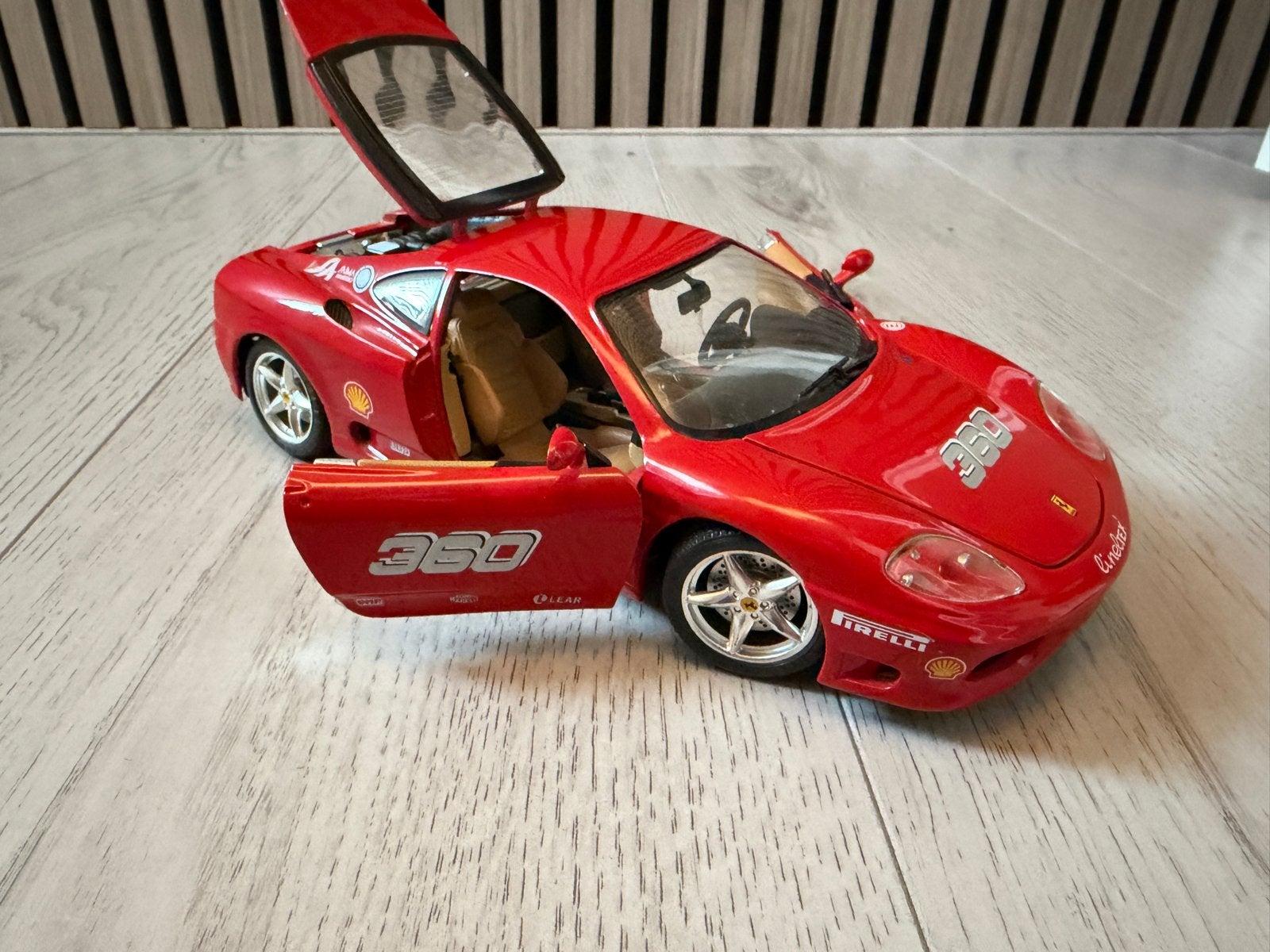 Bburago Ferrari 360 Modena 1:18 - Zo goed als nieuw, Hobby en Vrije tijd, Modelauto's | 1:18, Ophalen, Zo goed als nieuw, Auto