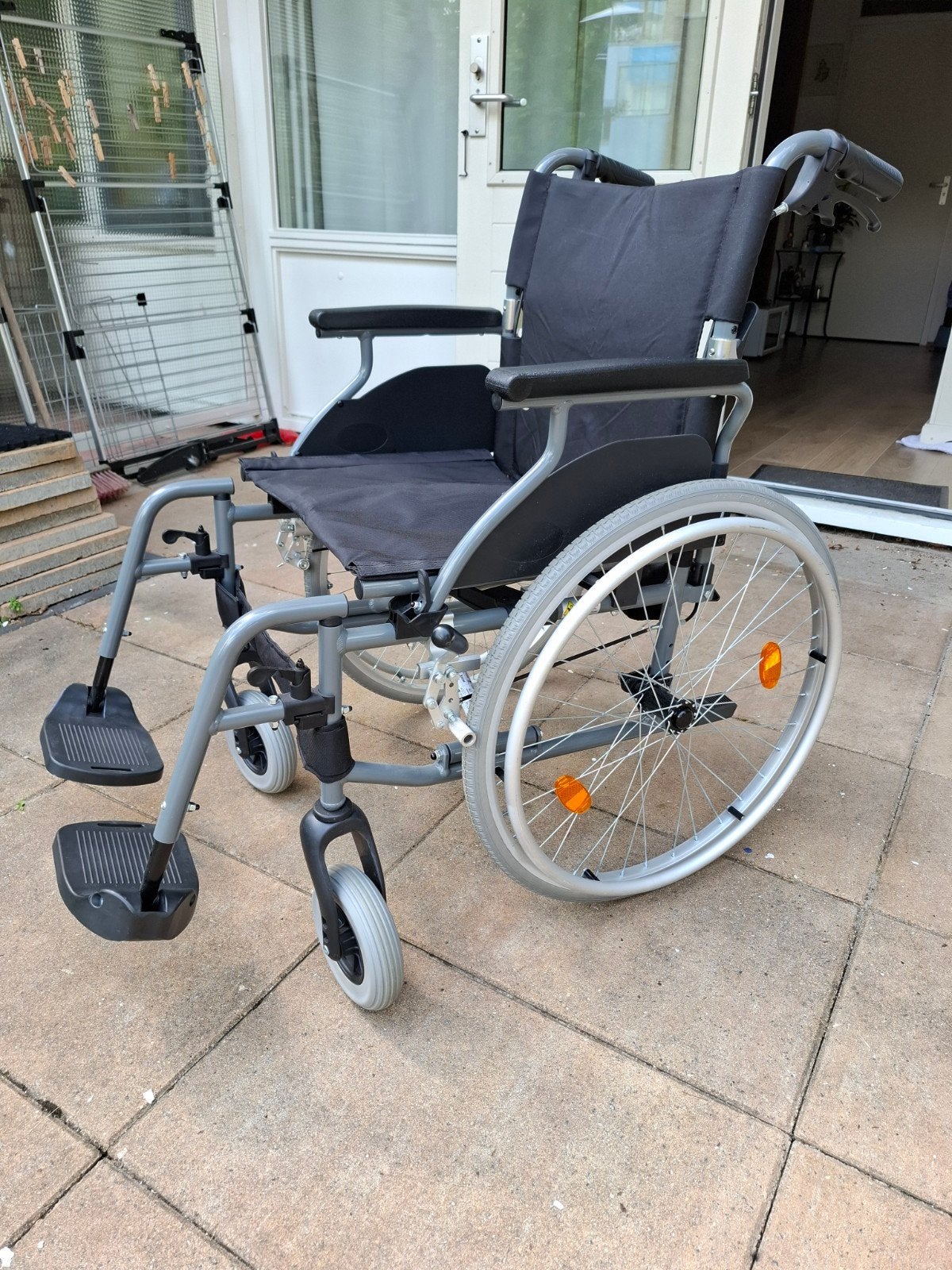 Nagenoeg nieuwe Multimotion M5 rolstoel, Ophalen, Inklapbaar, Zo goed als nieuw, Duwrolstoel