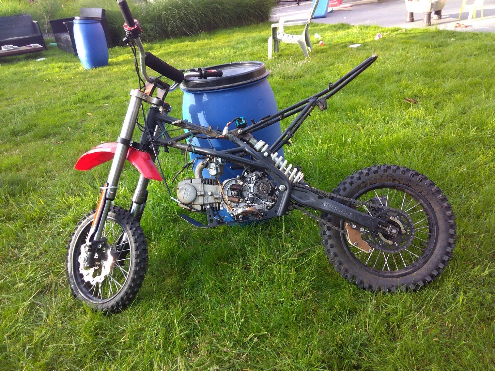 Crossmotor T.E.A.B. MOET ZSM WEG!!, Ophalen