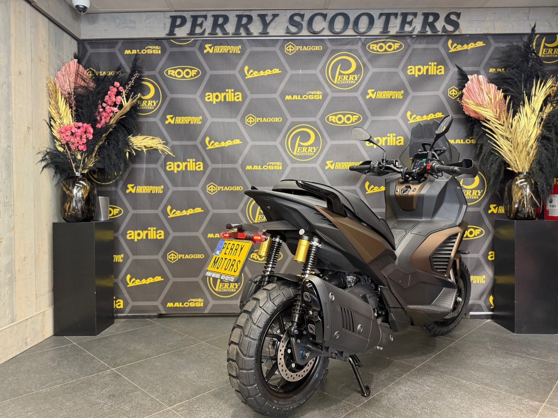 Aprilia SR GT 400 SPECIALPAINT | MARRAKECH BROWN |EXCLUSIVE, Scooter, Bedrijf, 399 cc, 12 t/m 35 kW