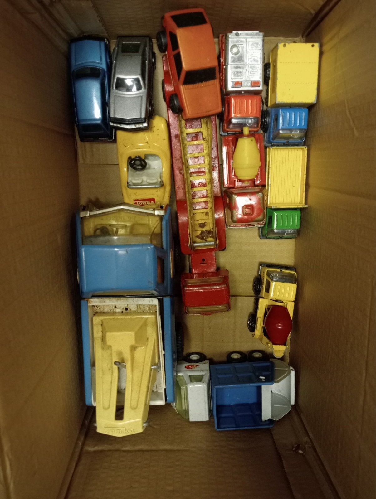 12x Tonka modellen, Ophalen of Verzenden, Bus of Vrachtwagen