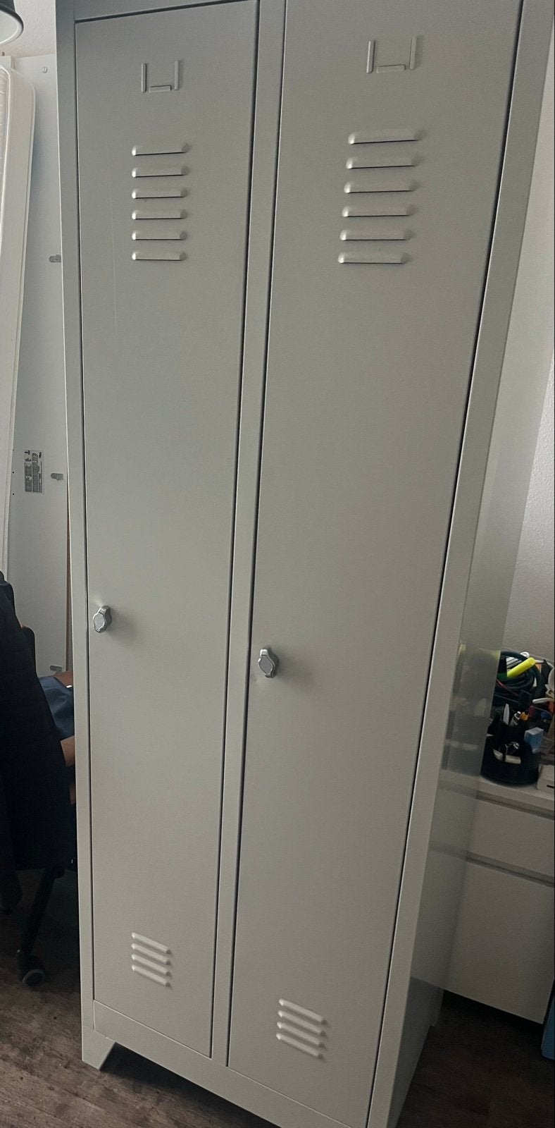 Metalen locker kast met 2 deuren - Grijs, Ophalen, Gebruikt