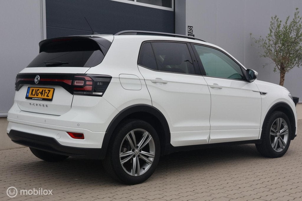 Volkswagen T-Cross 1.0 TSI DSG R-Line I LED | Carplay | ACC, Auto's, Volkswagen, Gebruikt, Zwart, 116 pk, Wit