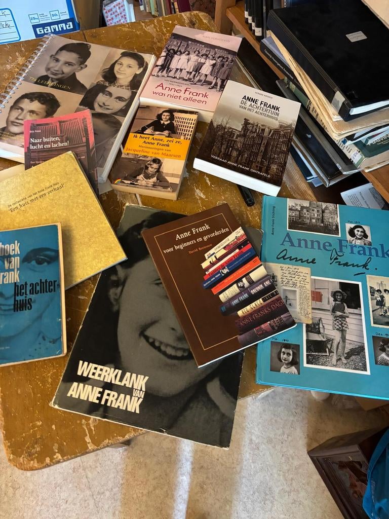 Lot versch. boeken over Anne Frank en 2e WO, halen Amsterdam, Ophalen, Tweede Wereldoorlog, Gelezen, Algemeen