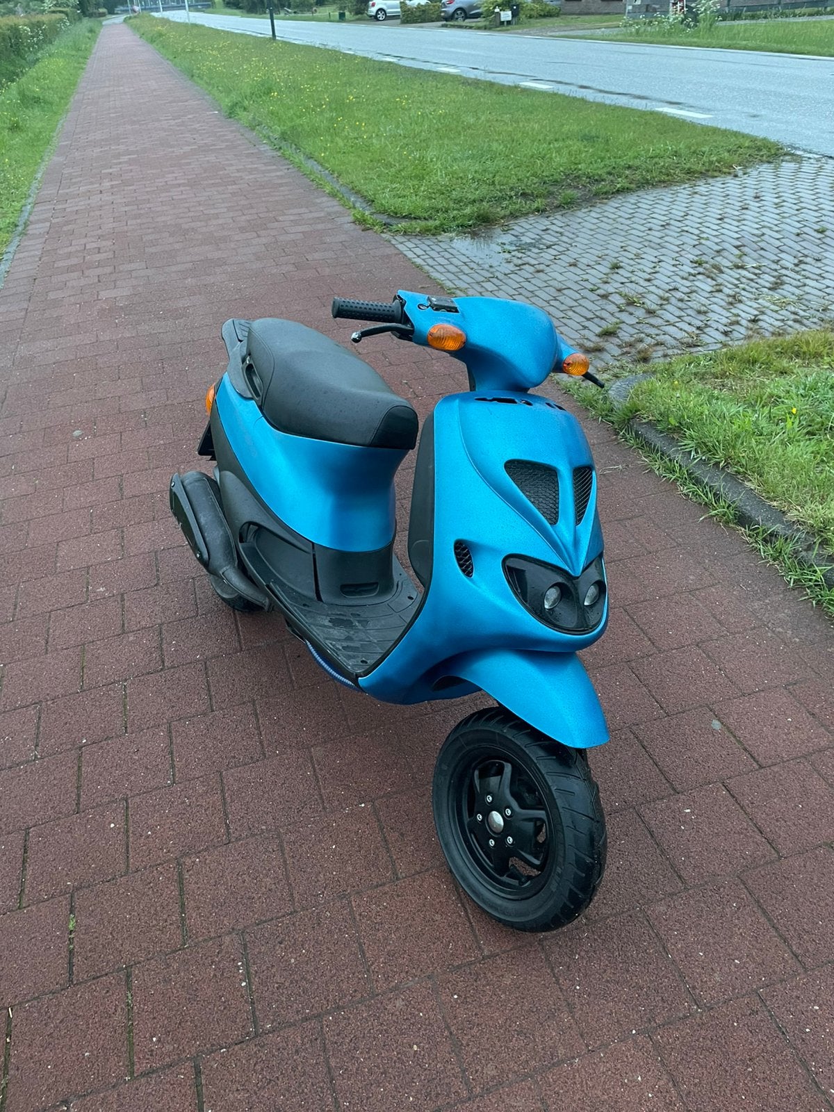 Zip sp98 125cc, Fietsen en Brommers, Brommeronderdelen | Scooters, Zo goed als nieuw, Piaggio, Blok, Ophalen
