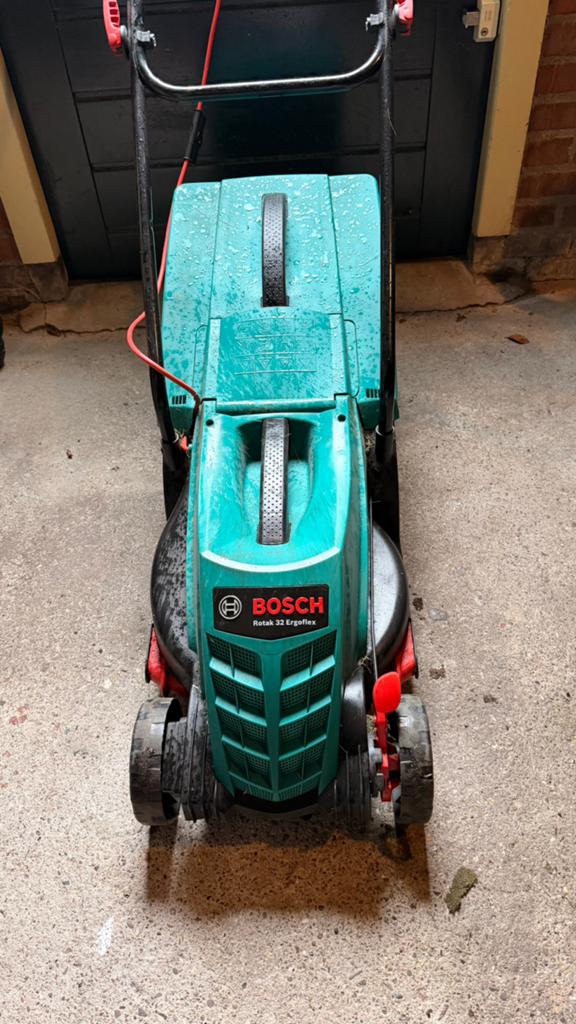 Bosch Rotak 32 Ergoflex Elektrische Grasmaaier, Tuin en Terras, Grasmaaiers, Ophalen, Cirkelmaaier, Gebruikt, Elektrische grasmaaier