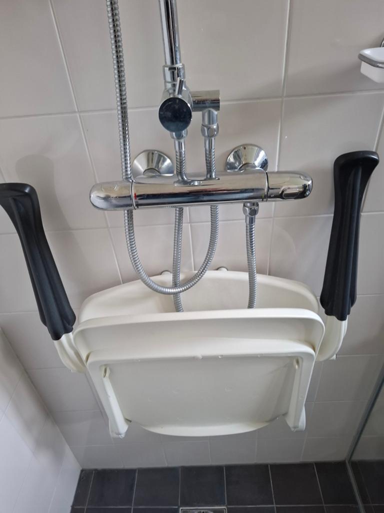 Douchestoel inklapbaar, Huis en Inrichting, Badkamer | Badkamermeubels, Ophalen of Verzenden