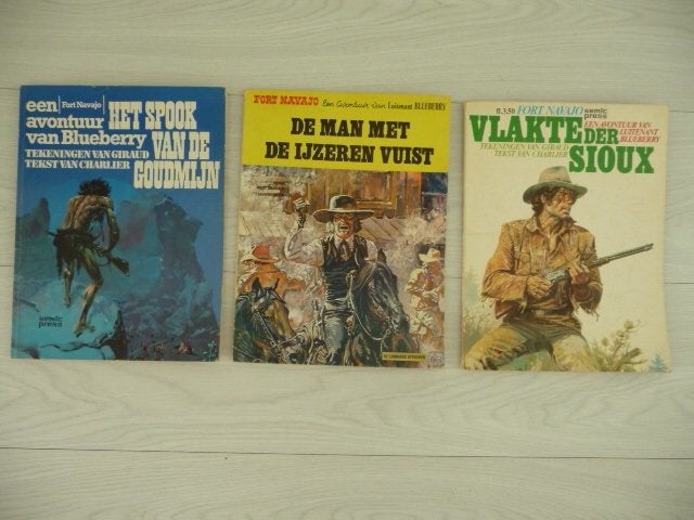 stripboek LUITENANT BLUEBERRY - 3 stuks, Meerdere stripboeken, Ophalen of Verzenden, Gelezen, Charlier & Giraud