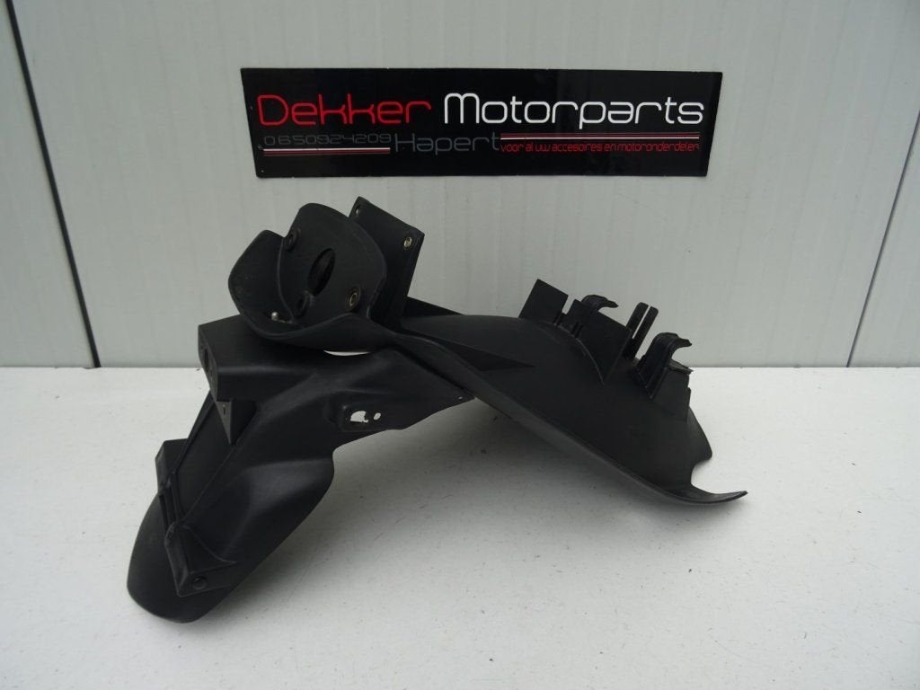 Kentekenplaathouder + Binnenbak Ducati ST2 ST3 ST4 1997-2007, Motoren, Onderdelen | Ducati, Gebruikt, -, -, Ophalen of Verzenden