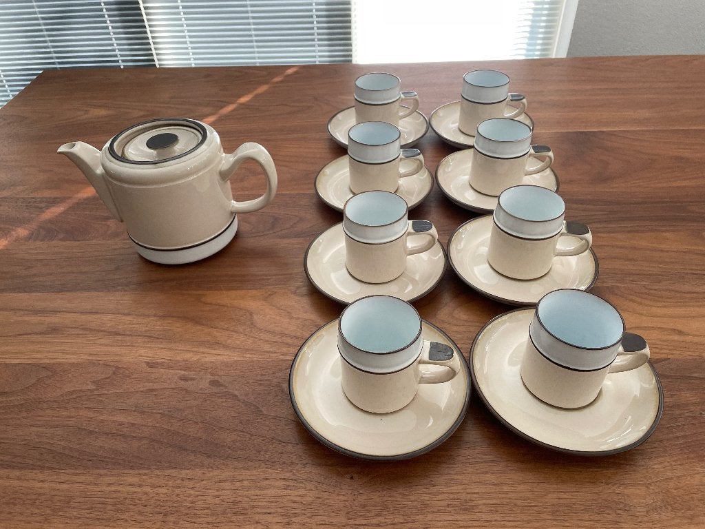 denby koffiepot en kop en schotels, Ophalen, Aardewerk, Overige stijlen, Kop(pen) en/of Schotel(s)