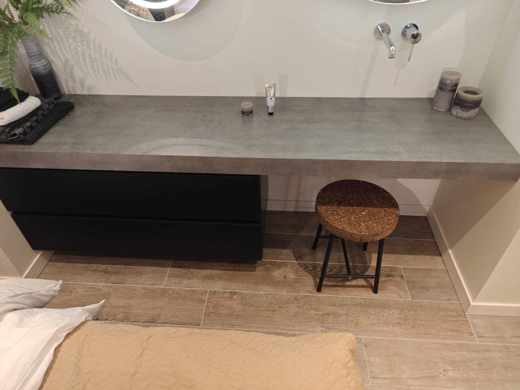 Kaptafel hangend 210 cm met krukje, Ophalen, Overige materialen, Nieuw, 200 cm of meer