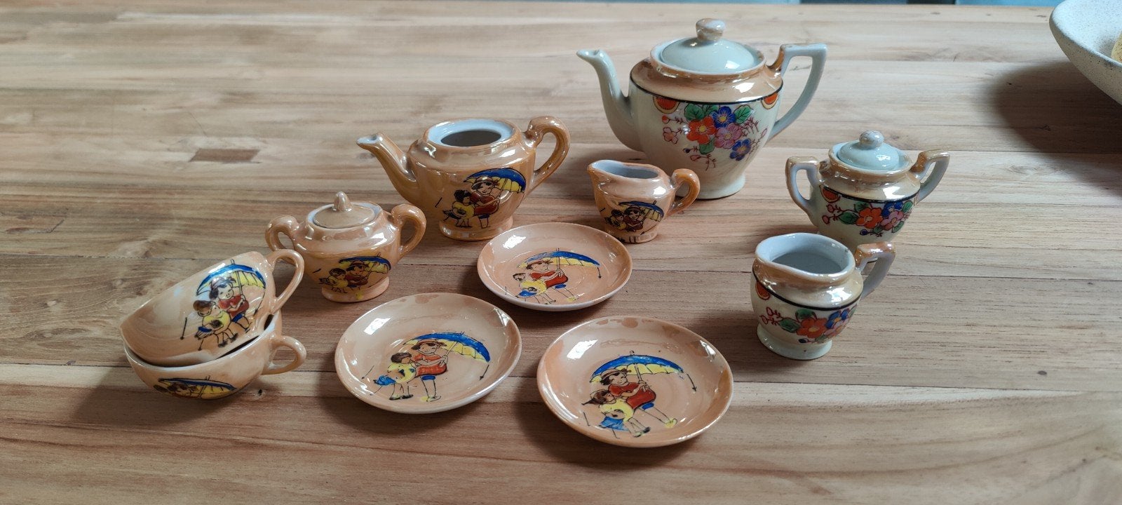 oud porcelein klein thee servies., Ophalen