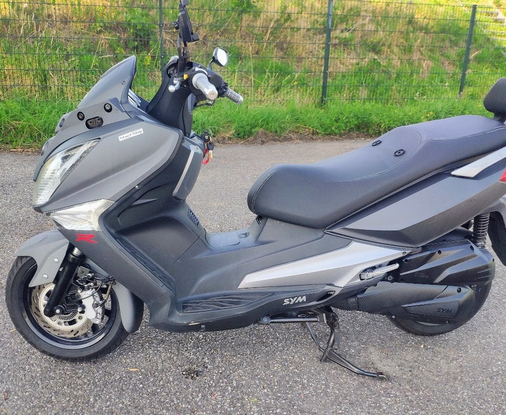Sportieve motorscooter 125cc 2015 met ABS, Motoren, Gebruikt, Particulier, 125 cc, 11 kW of minder