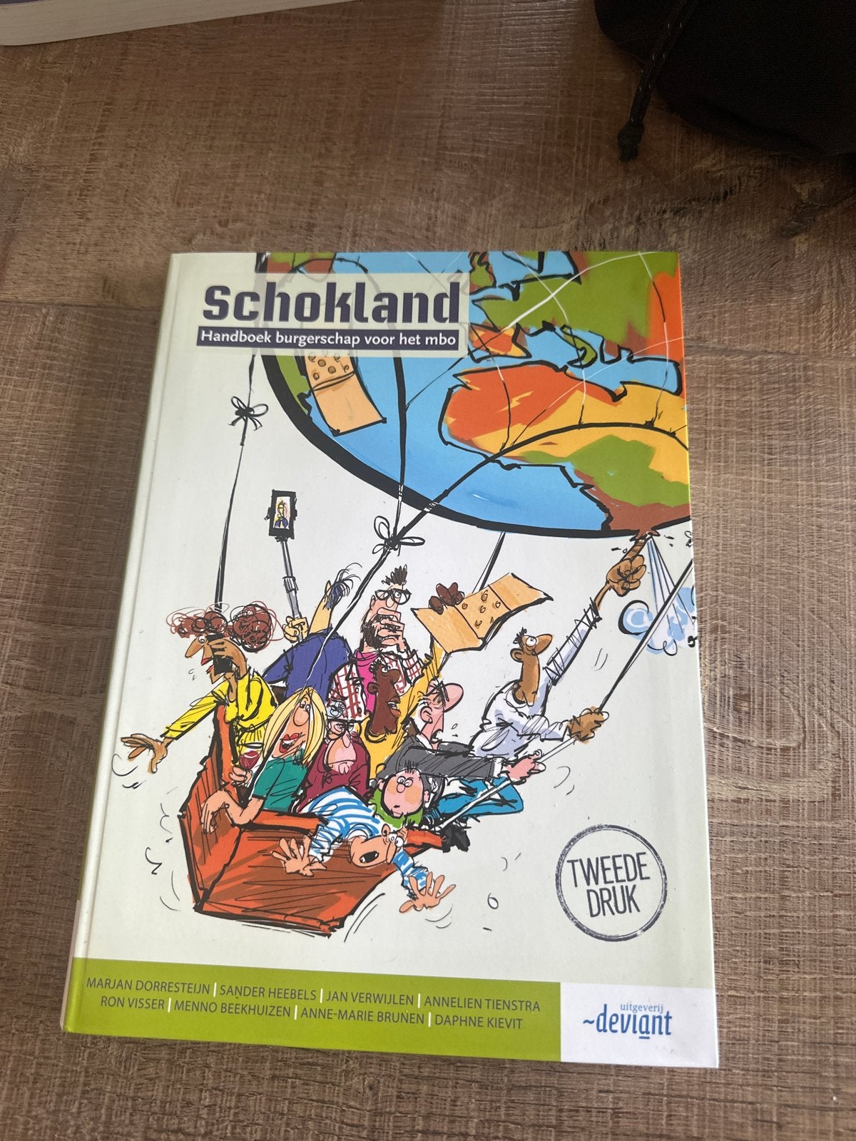 Schokland: Handboek burgerschap voor het mbo (Tweede Druk), Ophalen of Verzenden, Gamma, Zo goed als nieuw, MBO