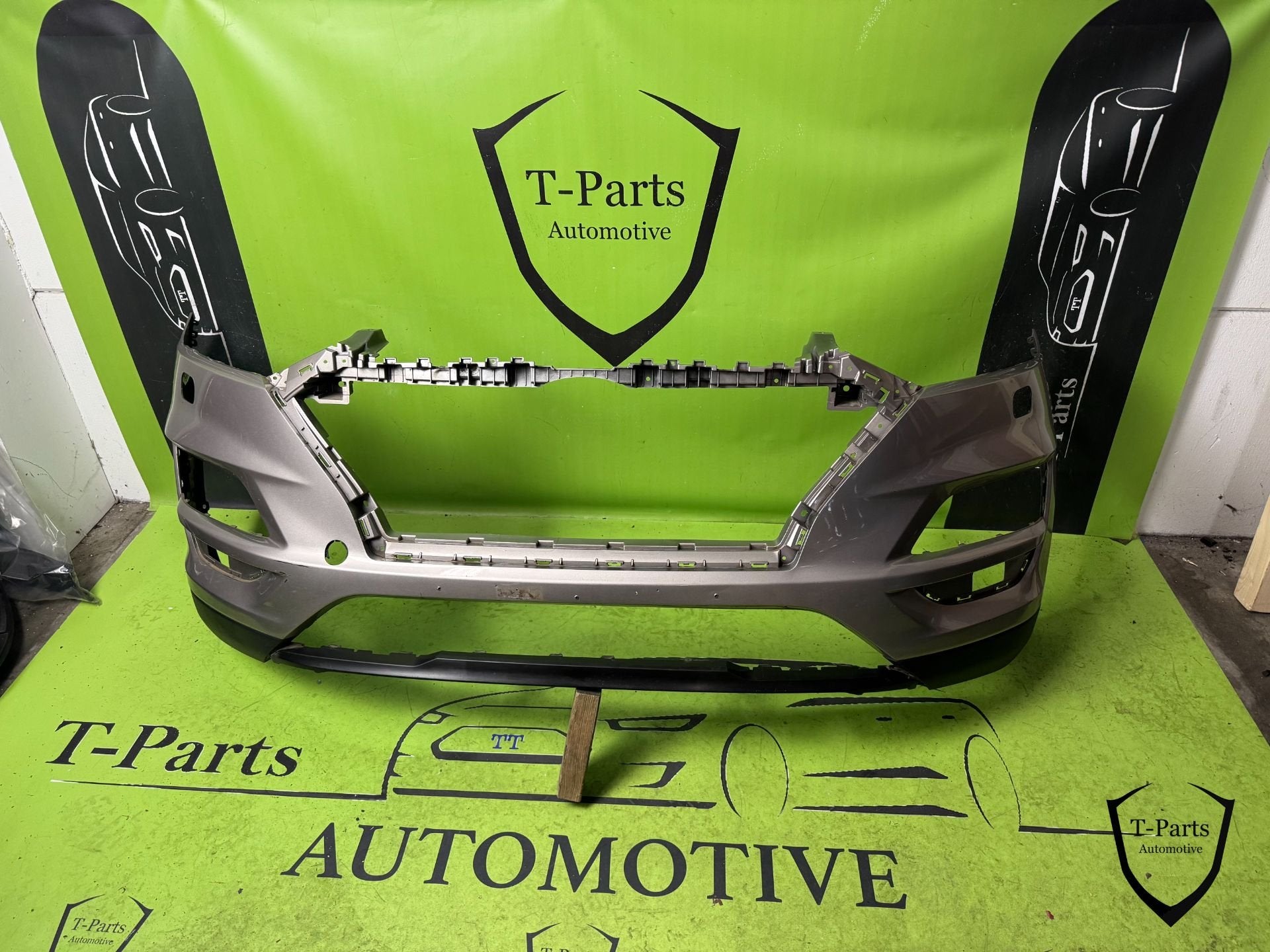 Hyundai tucson voorbumper bumper, Auto-onderdelen, Heolleung-ro 12
06797  Seoul, Nieuw, Ophalen of Verzenden, Info@hyundai.com